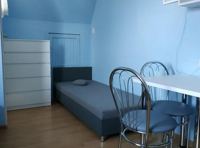 Familia Quarto em Acomodações Particulares *